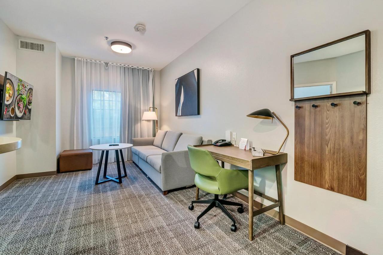 Staybridge Suites Tyler University Area By Ihg Εξωτερικό φωτογραφία